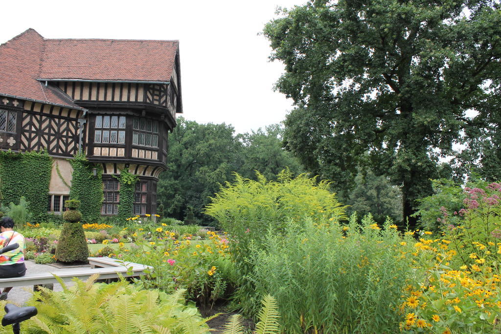 Relexa Schlosshotel Cecilienhof Потсдам Экстерьер фото