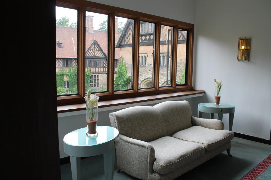 Relexa Schlosshotel Cecilienhof Потсдам Экстерьер фото